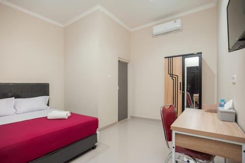 Bed, TV and multimedia, Bedroom, air conditioner