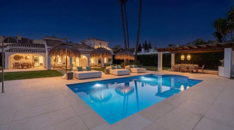 Night, Swimming pool