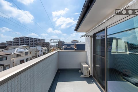 Patio, Day, View (from property/room), Balcony/Terrace