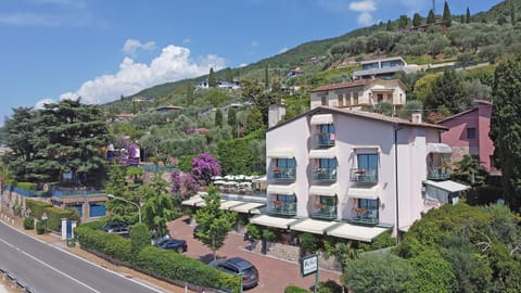 Property building, Spring, Bird's eye view