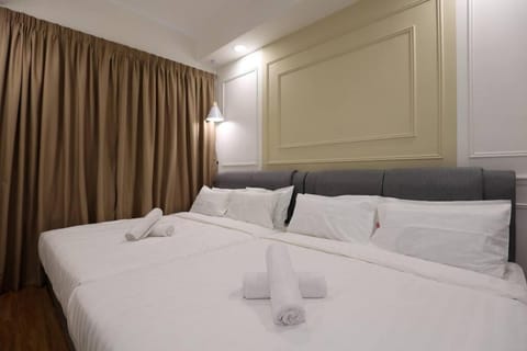 5 Pax The Glenz New Cozy Homestay Apartment in Subang Jaya