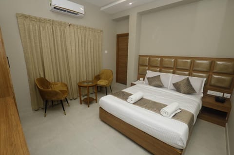 Grand Courtyard Business Hotel Hotel in Chennai