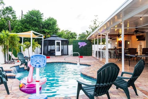 Patio, Evening entertainment, Pool view, Swimming pool