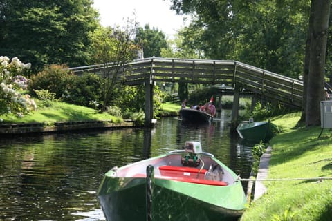 Hotel de Harmonie Hôtel in Giethoorn