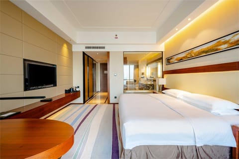 Crowne Plaza Wuxi Taihu, an IHG Hotel Hotel in Suzhou