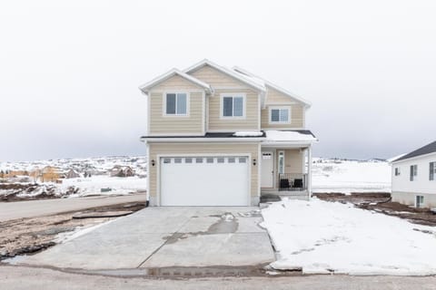 Property building, Day, Natural landscape, Winter