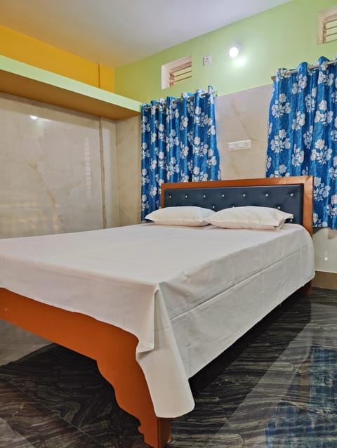 Jagannatha Guest House Bed and Breakfast in Puri
