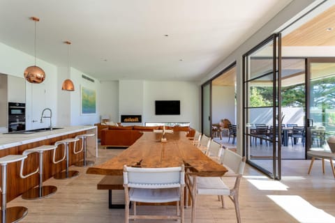 Flametree - Quindalup beach House in Dunsborough