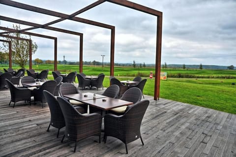 Patio, Restaurant/places to eat, Golfcourse, Balcony/Terrace