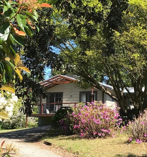 The Bower at Wildside Sanctuary Nature lodge in Bilpin