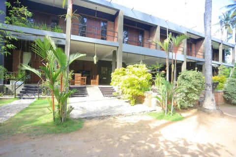 Hotel Riverrina Hotel in Negombo