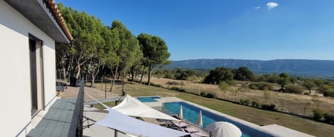 Les pins du Luberon Bed and Breakfast in Gordes