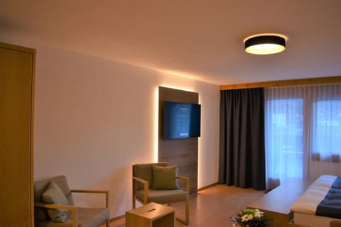 TV and multimedia, Living room, Bedroom