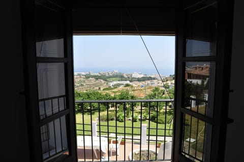 View (from property/room), Balcony/Terrace