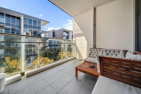 Canberra Lakefront 2-Bed with Pool, Gym & Parking Copropriété in Canberra