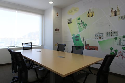 Meeting/conference room