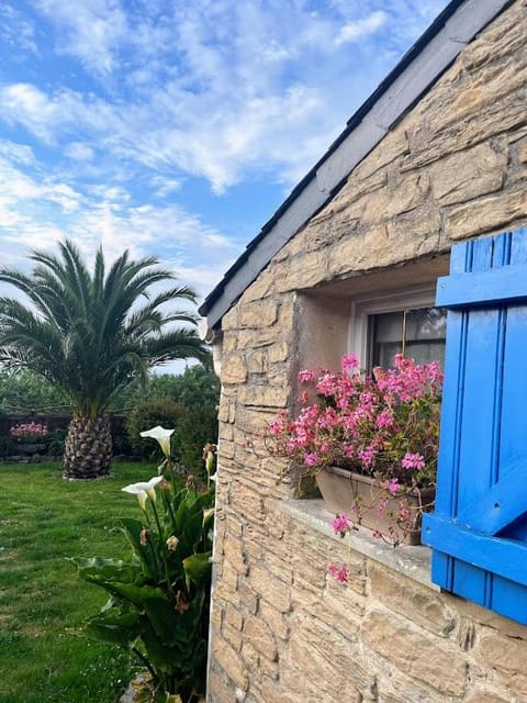 Maison conviviale 8 personnes, vue mer, animaux acceptés Villa in Crozon