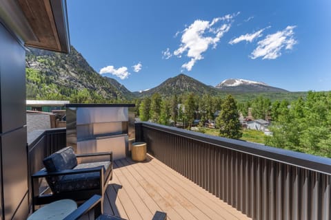 224 Frisco Alley Unit E by Summit County Mountain Retreats Villa in Frisco