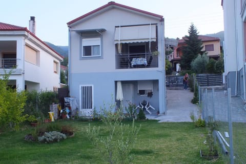 Property building, Garden view