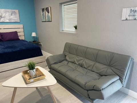 New! Boutique Studio Close To Beach & Casino Db4 House in Dania Beach