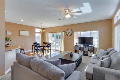 Pet-Friendly Needles Vacation Rental Near River! Haus in Mohave Valley