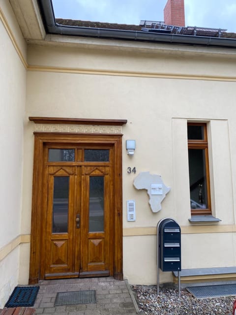Stilvolle Ferienwohnung in historischer Stadtvilla Apartment in Neubrandenburg