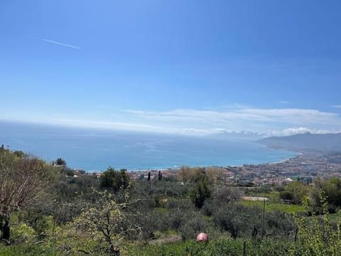 Appartement vue sur mer Apartment in Pietra Ligure