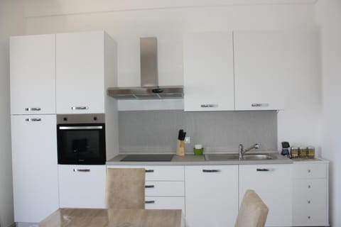 Kitchen or kitchenette, Kitchen or kitchenette, dishwasher, minibar, pet friendly, stove