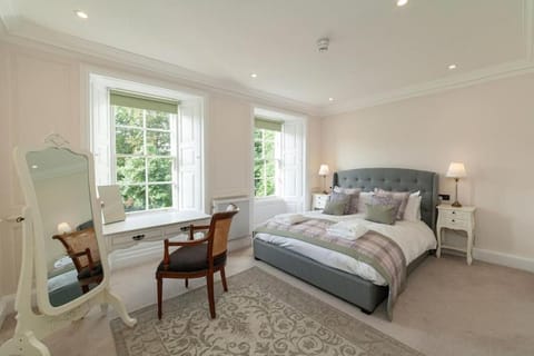 Beautiful Grade II Listed Apartments Sleeping 20 House in Hexham