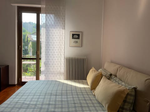 Bedroom, Garden view