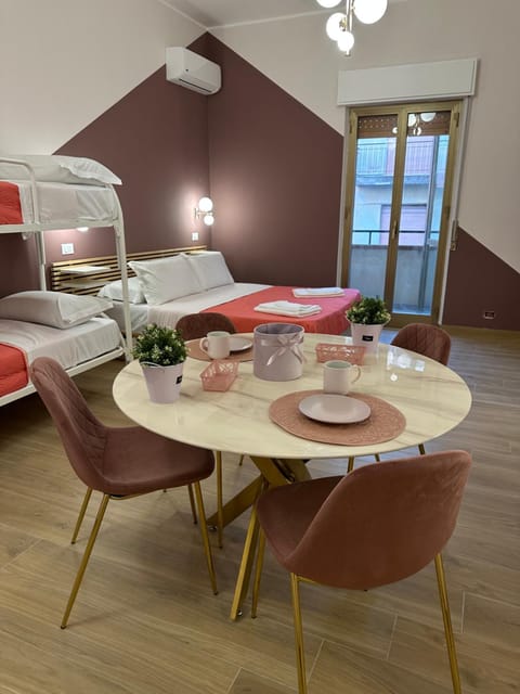 B&B Elegance Bed and Breakfast in Villa San Giovanni