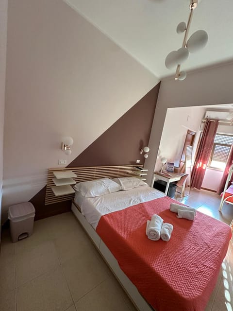 B&B Elegance Bed and Breakfast in Villa San Giovanni