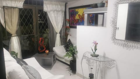 WALOJO¡ Acogedor Apartamento, Excelente ubicación Condo in Neiva