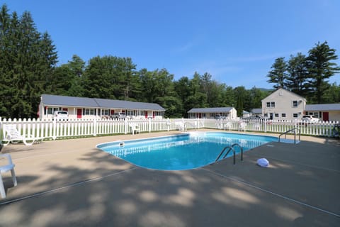 The Villager Motel Hotel in Bartlett