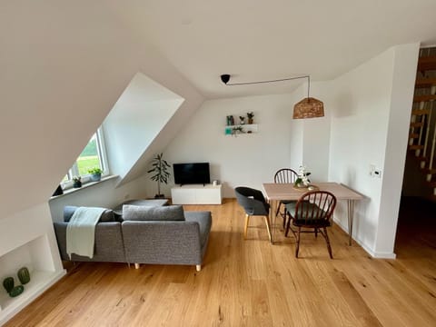 Tolle Maisonette Wohnung mit Seeblick - Ferienwohnung Seeliebe Condo in Gunzenhausen