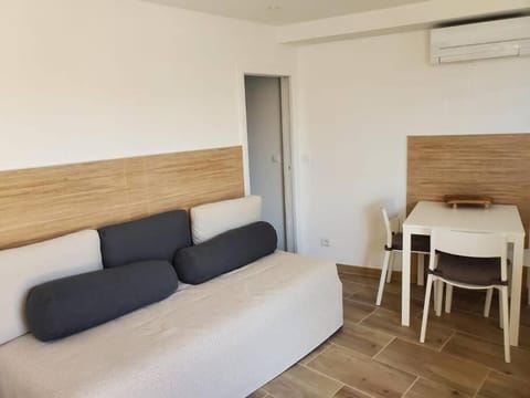 T2 neuf indépendant dans villa proche des plages Apartamento in La Seyne-sur-Mer