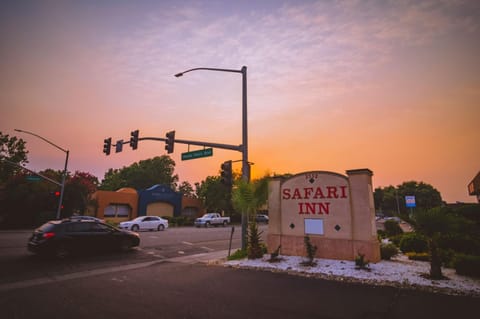 Safari Inn - Chico Inn in Chico