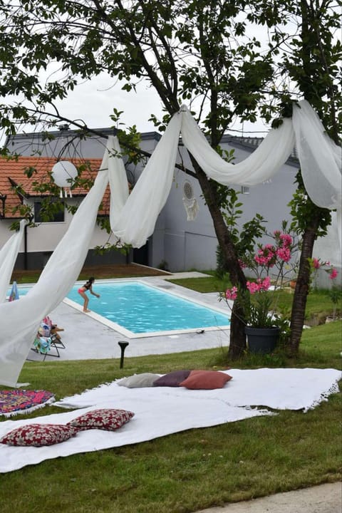 Pool view, Swimming pool