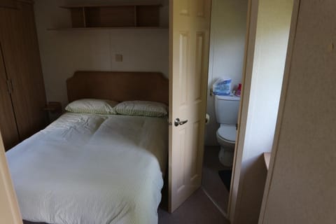 Holiday home / Caravan Campground/ 
RV Resort in Bognor Regis