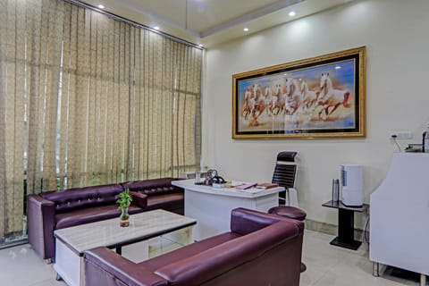 OYO 81415 Hotel Ocean Hotel in Lucknow