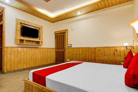 OYO Flagship Hotel Anant Meadows Hotel in Manali