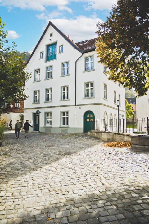 Property building, Day, Landmark view, Location, Family, Family