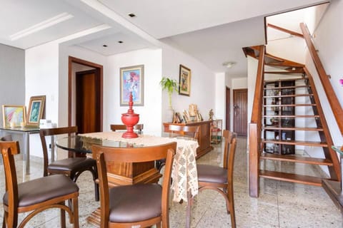Quarto de Casal em Apartamento - Belo Horizonte - Buritis Eigentumswohnung in Belo Horizonte