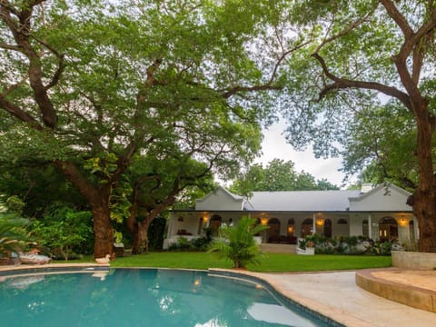 The Courtney Lodge Nature lodge in Zimbabwe