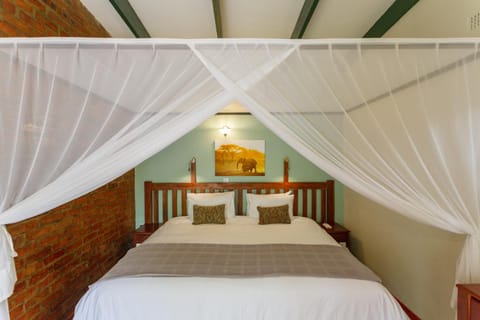 The Courtney Lodge Nature lodge in Zimbabwe