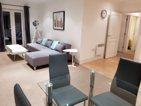 Guest Homes - Propelair Apartment Eigentumswohnung in Colchester