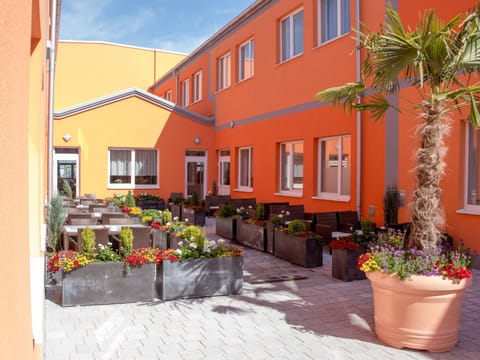 Winrooms Seminar Hotel & Apartments Hôtel in Hungary