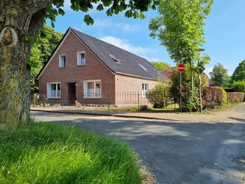 Property building, Street view