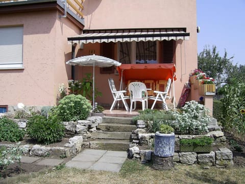 Garden, Balcony/Terrace