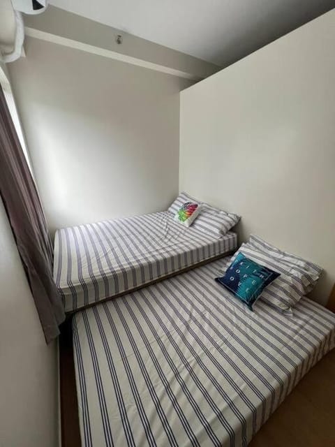 2BR SMDC Trees w/Netflix&WIFI near the POOL. T65F Apartment in Quezon City